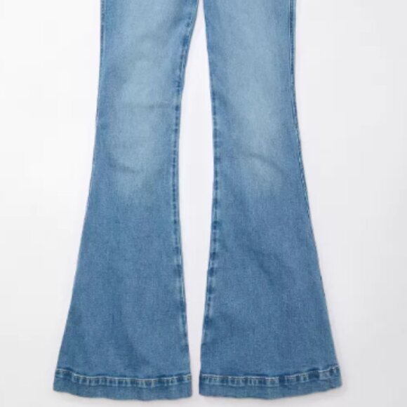 AE Next Level Festival Flare Jeans Size 4 regular - Picture 2 of 9